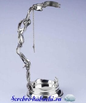 Серебряная подставка под бутылку 3