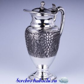 серебряный кувшин лоза