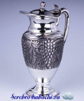серебряный кувшин лоза