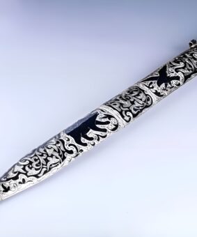 серебряный меч