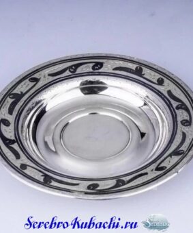 серебряное блюдце