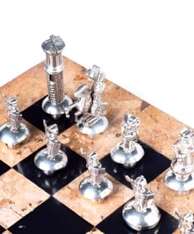 Серебряные шахматы