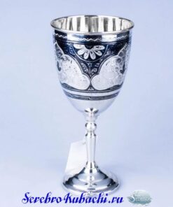 серебряный бокал кубок
