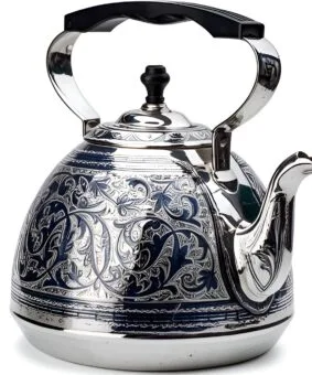 серебряный чайник для кипятка