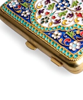 серебряный эмалевый портсигар 