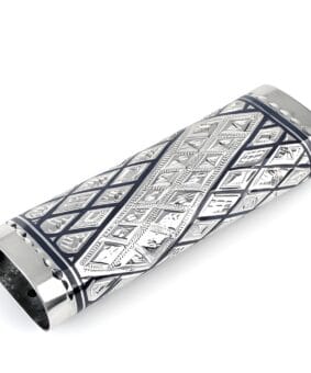 серебряный футляр для зажигалки bic