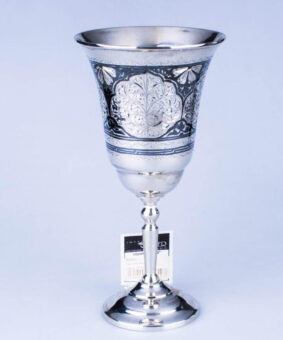 бокал серебряный