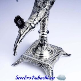 серебряный графин рог