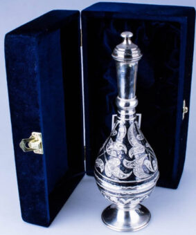 серебряный графин с футляром