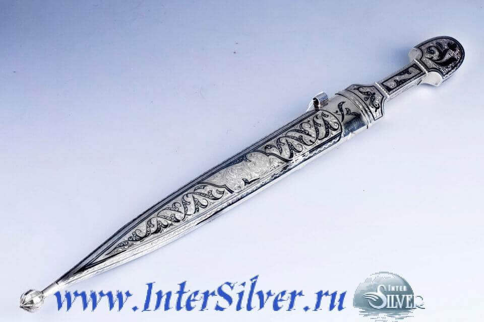 Кинжал из серебра Кубачи. 875* Цена 25000 рублей!