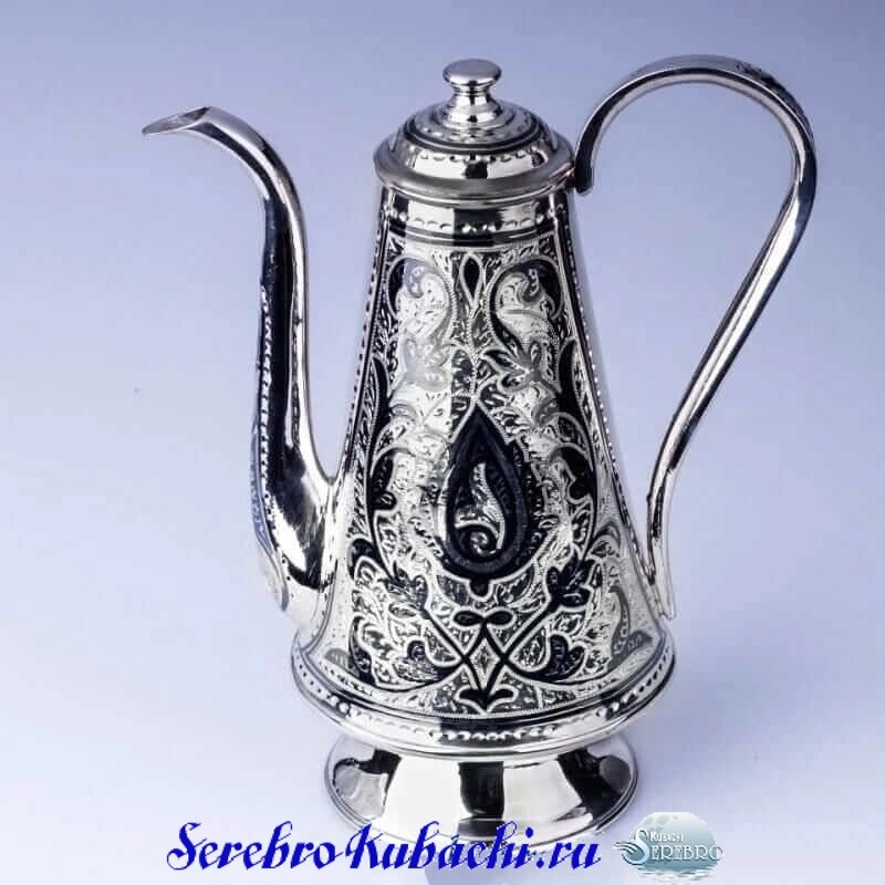 серебряный кофейник