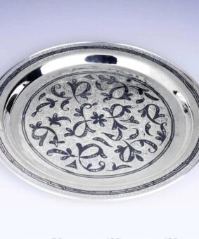 серебряный круглый поднос