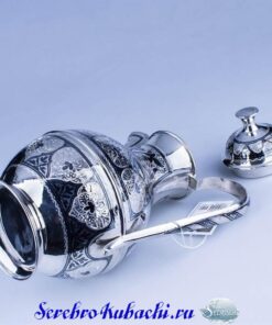 серебряный кувшинчик