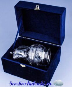 серебряный кувшинчик