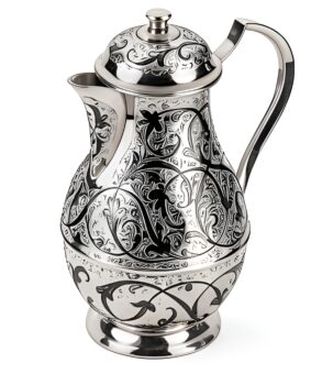 убери вотермарк и сделай белый фон исделай