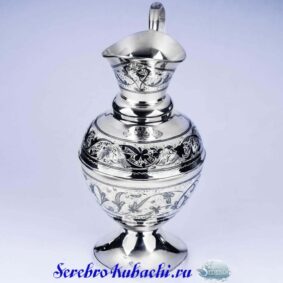 серебряный кувшин амфора