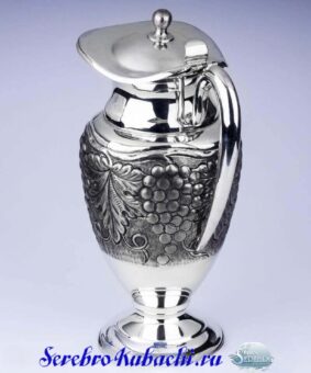 серебряный кувшин лоза