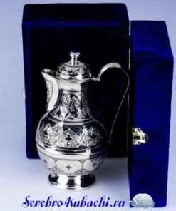 серебряный кувшинчик