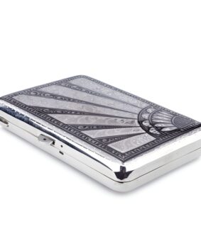 Серебряный портсигар лучи