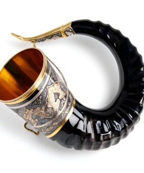 Серебряный рог тура