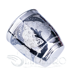серебряный стакан для воды
