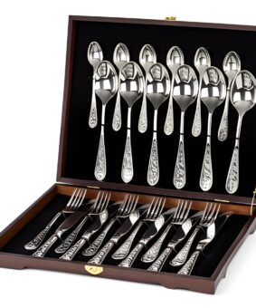 серебряный столовый набор приборов