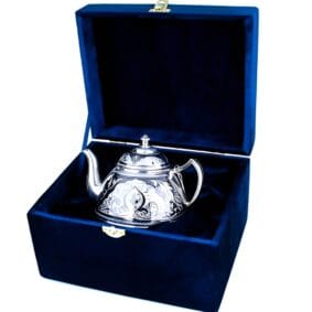 Серебряный заварной чайник