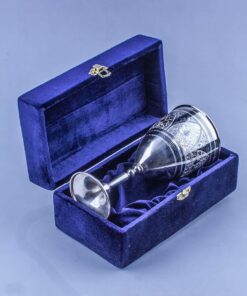 серебряный бокал кубок