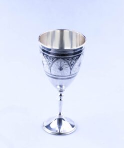серебряный бокал кубок