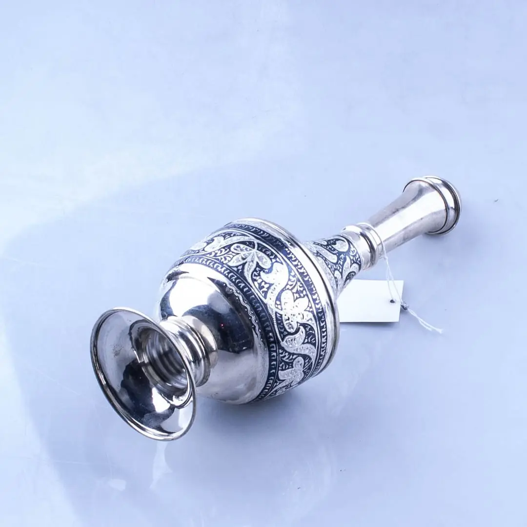 серебряный графин