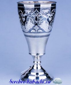 серебряный пивной бокал