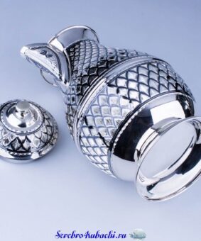 кувшин серебряный для воды