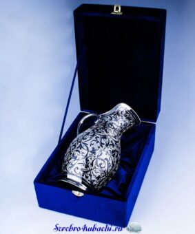 эксклюзивный серебряный кувшин