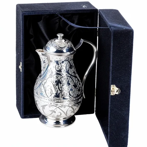 Серебряные кувшины