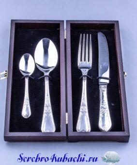 Серебряный столовый набор эгоист 5