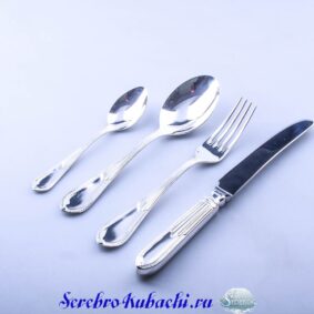 набор столовых приборов из серебра