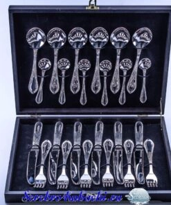 набор столовых приборов из серебра