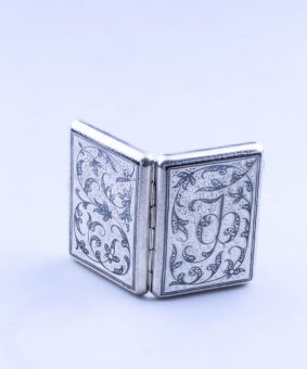 серебряный портсигар