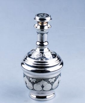 Серебряный штоф со стопками 15 штоф из серебра кубачи