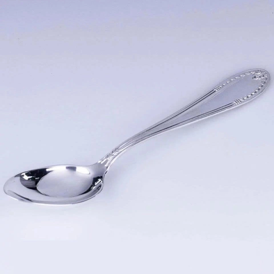 серебряная столовая ложка