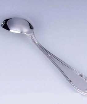 серебряная столовая ложка