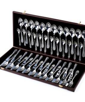 столовые приборы на 12 персон