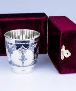 недорогой серебряный стакан