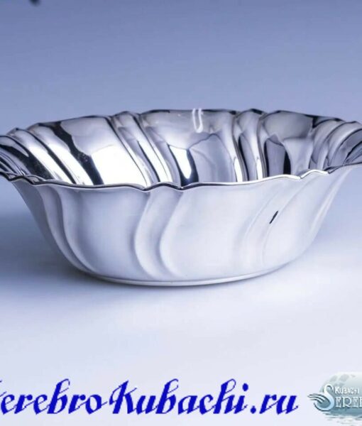 тарелка из серебра