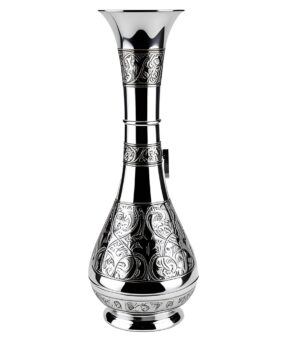 ваза из серебра