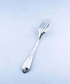 столовая серебряная вилка