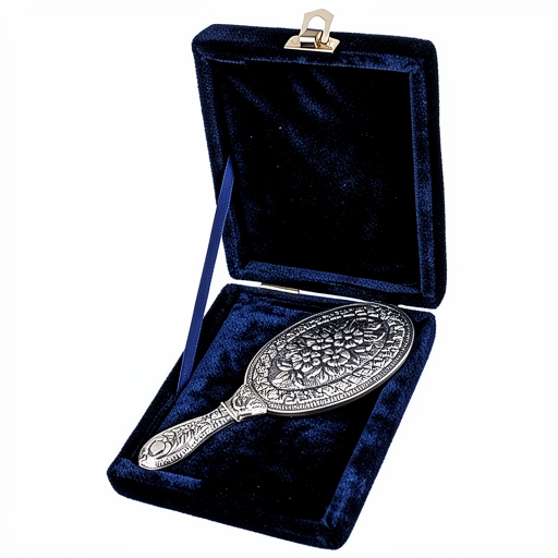 Серебряное зеркало 3 зеркало сереебряное в футляре