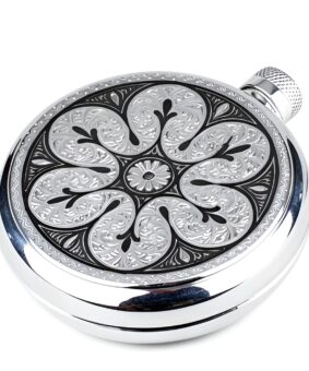 Женская серебряная фляжка