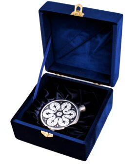 Женская серебряная фляжка 5 Женская серебряная фляжка