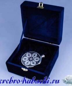 женская серебряная фляжка